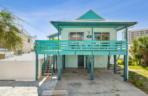 Gulf Lagoon Beach House | Aqua Horizon by AvantStay Pool Near the Beach