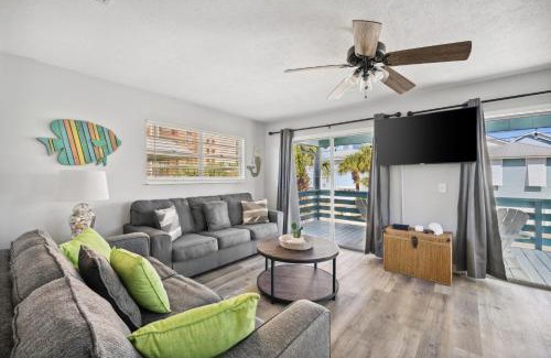 Gulf Lagoon Beach House | Aqua Horizon by AvantStay Pool Near the Beach