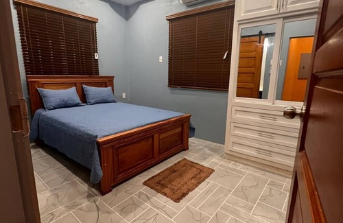 Trinidad Bed & Breakfast | Aqua Lounge The Venue