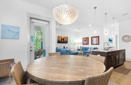 Miramar Beach House | Aqua Vida