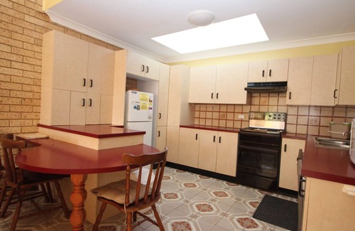 Lake Cathie Villa | Aqua View - cozy villa opposite the lake