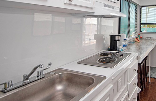Stocking Island Boat Rental | Aqua Village Resort