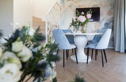 Sasino House | Aqua Your Stay