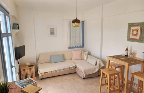 Posidonia House | AquaBlu Syros Beachfront House(4) w/Pool