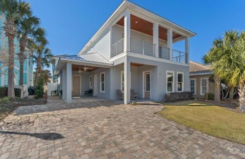 Emerald Waters Village House | Aquaholic
