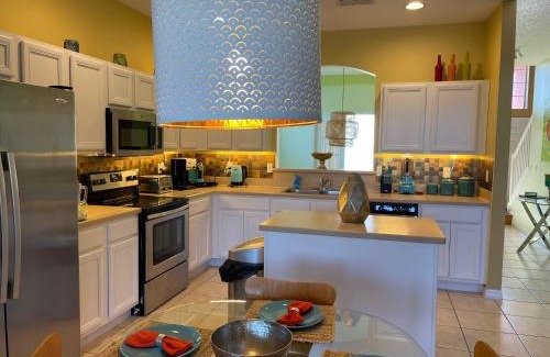 Kissimmee Villa | Aquamarine Hideaway