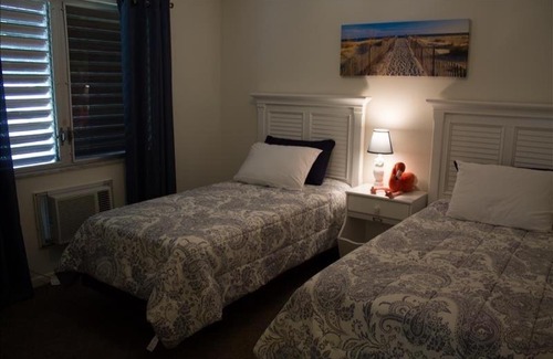 Marco Island Apartment | Aquar V-6 - Aquarius V-6 condo