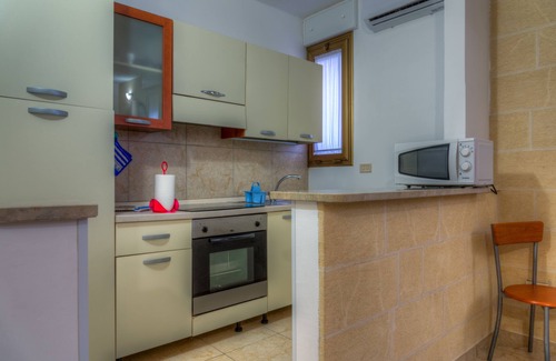 San Pietro in Bevagna House | Aquarium Residence