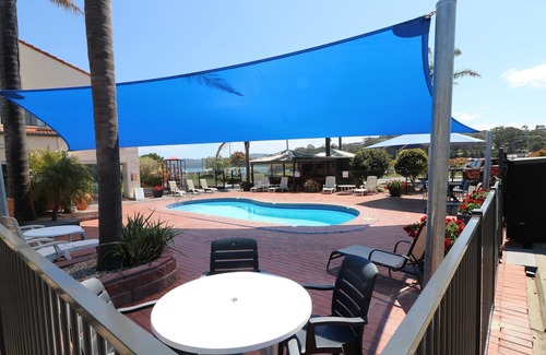 Merimbula Apartment | Aquarius Merimbula 3 bedroom Lake View