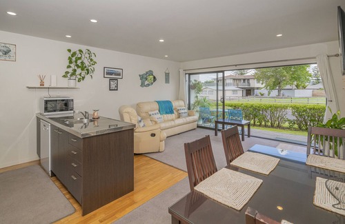 Whitianga House | 'Aquasoleil' Unit - Whitianga