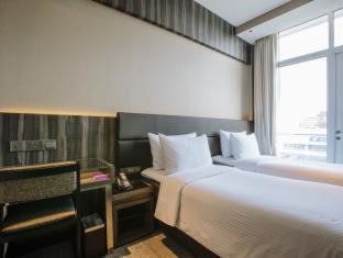 Geylang Hotel | Aqueen Hotel Paya Lebar