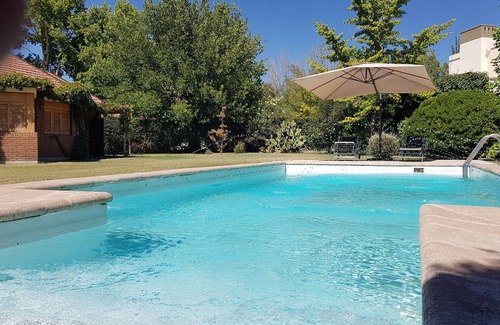 Chacras de Coria House | Beautiful house in Chacras wine country. Swimming pool.