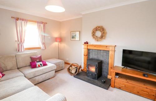 Baleshare House | Ar Dachaigh