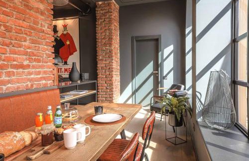 Stazione Apartment | AR Prestige Penthouse - TriBeCa Loft
