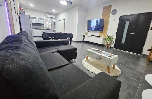 Valle Viejo House | Casa Valle Viejo con Cochera Cubierta Gratis