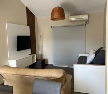 Catamarca Apartment | Apart Lucila- Casa equipada, zona residencial 1 dormitorio, asador y pileta