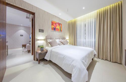 Mundhwa Hotel | AR Suites Jewels Royale - Koregaon Park NX