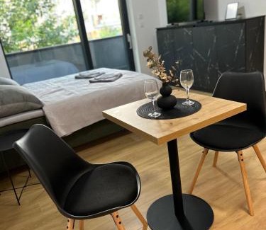 Sever Apartment | AR TAHITI black