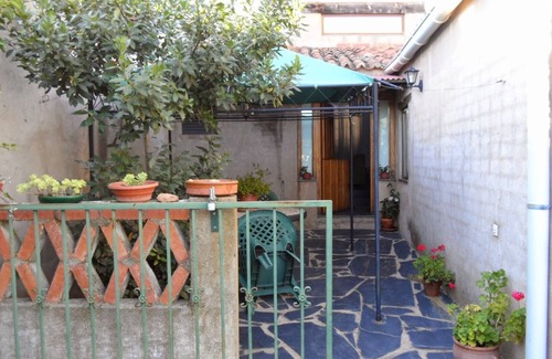 Canamero House | AR Yerbabuena Ctra EX 102 Km 61,800, 10136 Cañamero (Caceres)