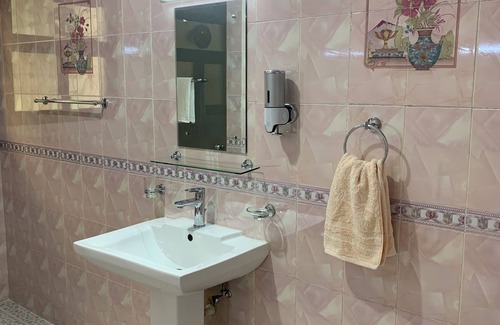 Qurm Apartment | Arabian Night Nook - Red Jewel