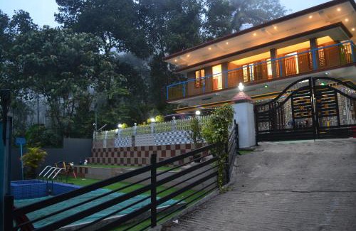 Devikolam Villa | Arabian Nights Munnar