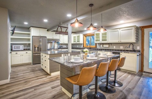 Kalispell Bed & Breakfast | Arabian Nights Suite at Country Way Inn