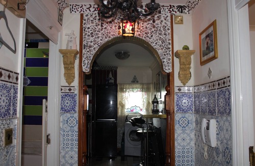 Pollokshields Apartment | Arabian rooms