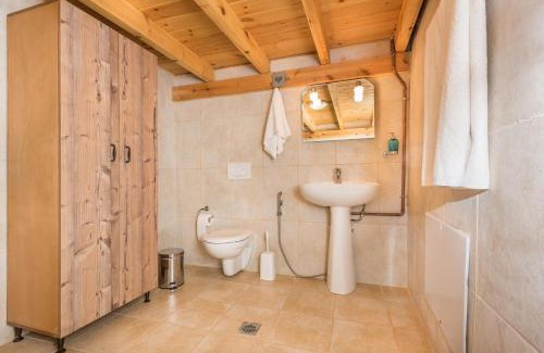 Aradena House | ARADENA TRADITIONAL House 3