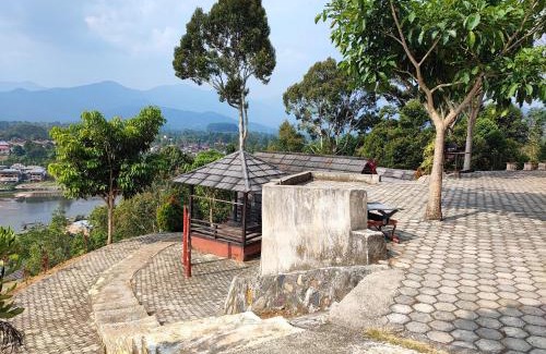 Sumatra Hotel | Arafah Resort @ Danau Kerinci Jambi RedPartner