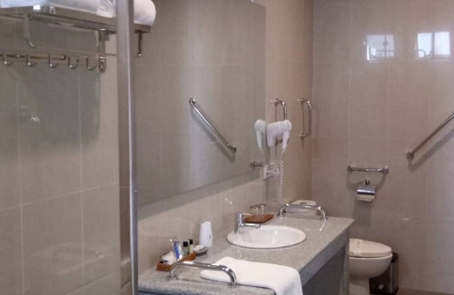 Tretes Bed & Breakfast | Arainn Bed And Breakfast Tretes Prigen by ecommerceloka