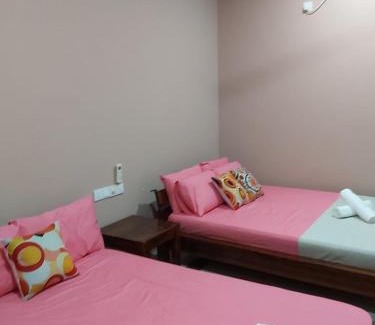 Udunuwara House | Araliyaa Tourists Lodge