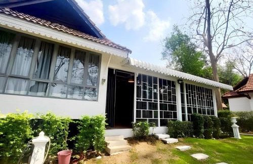 Tha Khlo House | Aran Hostel Pasak Riverside, Kaeng Khoi, Saraburi