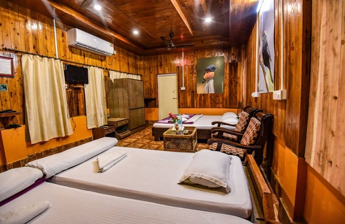 Lataguri Hotel | Aranya Jungle Resort