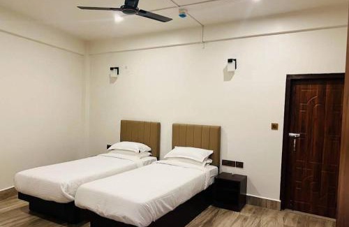 Cherrapunji Hotel | Arara Group Alliance Stay
