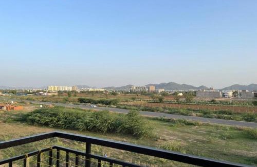 Subhash Nagar Apartment | Aravalli Stays 2 BHK Apartment