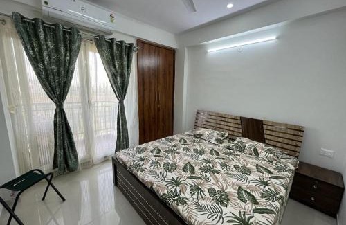 Subhash Nagar Apartment | Aravalli Stays 2 BHK Apartment