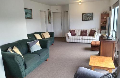 Waimarama House | Arawai - Waimarama Holiday Home