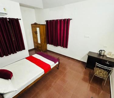 Vaikam House | Arayathu Heritage Villa Resort