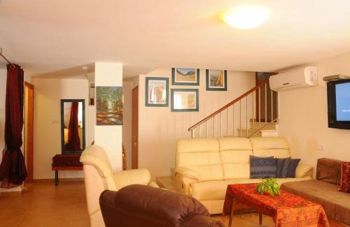 Arbel Cabin | Arbel Guest House Shavit Family