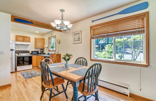 Downtown Cannon Beach House | Arbor House - Beachcomber Vacation Homes