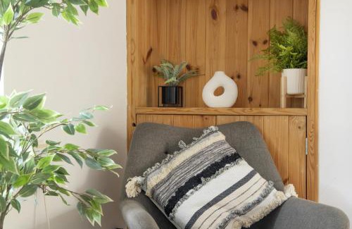 Newark upon Trent House | Arbor Lane Amesbury