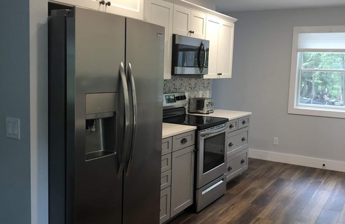 Glen Arbor House | Arbor Pines - Vacation near downtown Glen Arbor