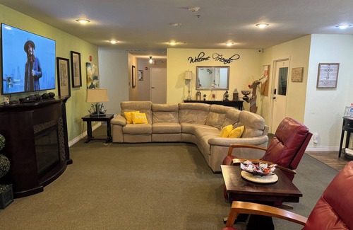 Arcola Bed & Breakfast | Arbor Rose Boutique Hotel