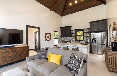 Dominical House | Arboretum: Luxury 11 Bd Secluded Estate - Breathtaking 360° Ocean & Jungle Views