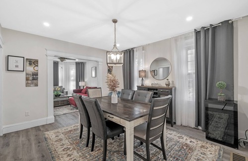 Roslindale House | “Arboretum Retreat” city of Boston