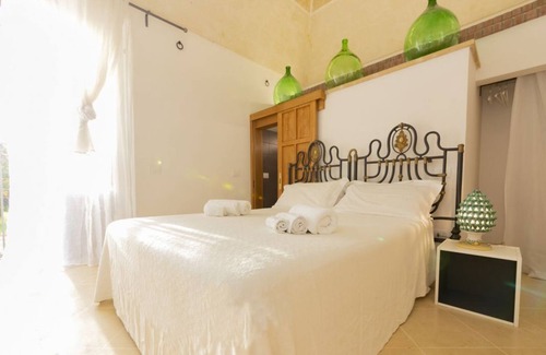 Cavallino Bed & Breakfast | Arbutus - Le Menze Estate