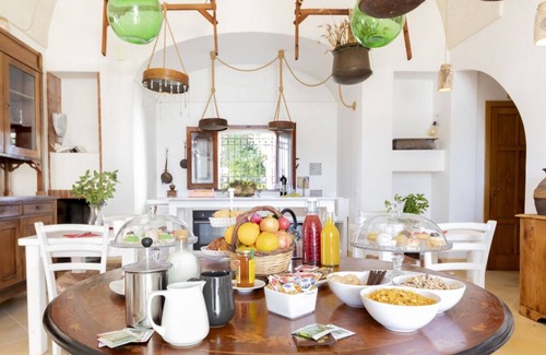 Cavallino Bed & Breakfast | Arbutus - Le Menze Estate