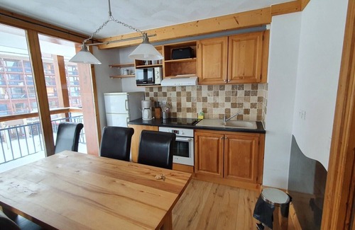 Arc-2000 Apartment | Arc 2000 - 4*. 46m2, 2 bedrooms 4/6 pers. Skiing, swimming pool, hammam, sauna.