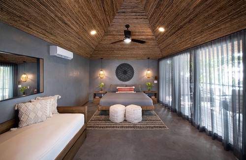 Antoneys Cay Resort | Arca