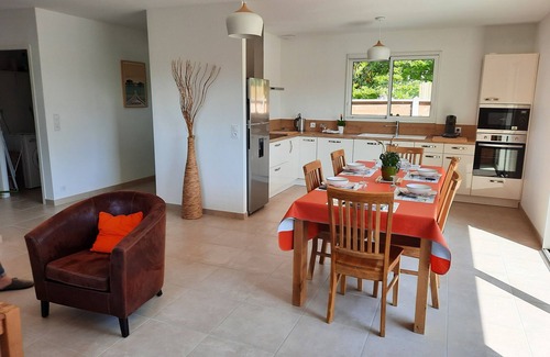 Gujan-Mestras House | Arcachon basin. Recent 85m2 house, * classification (housekeeping included)